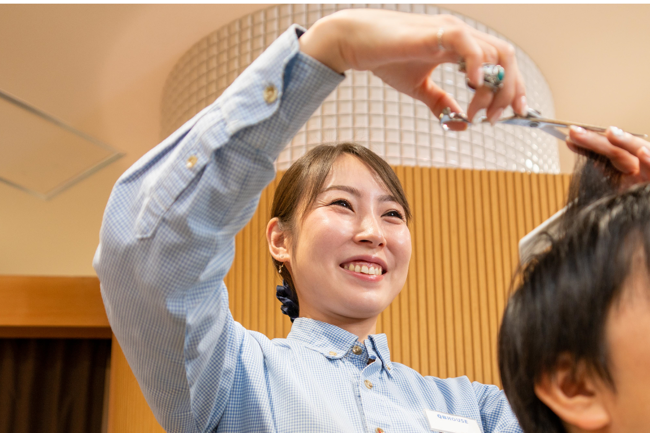 美容師の方も必見 ヘアカット専門店で働くメリットとは カット専門店qbハウス採用情報